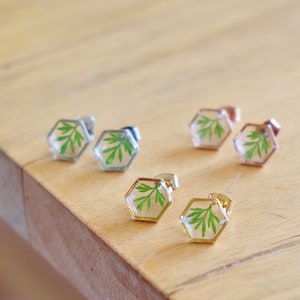 Wild geranium leaves earrings, Hexagonal shaped, Pressed leaf earrings, Resin jewellery, Dried leaves, Bohemian earrings, Wedding
