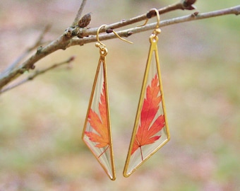 Maple earrings Pressed leaves Minimalist earrings Pressed plants Geometrical earrings Pendant earrings Botanical jewels Boho earrings