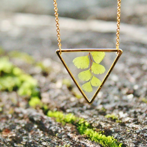 Fern necklace Triangular shape Gold plated 16K Crewneck Botanical pendant Pressed fern Resin jewelry Terrarium gift for her Minimalist Gold