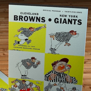 1957 Vintage Cleveland Browns - New York Giants Football Program Cover - Leinwand Galerieverpackung