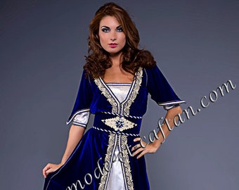Caftan Romane, a distinguished and romantic dress by fashion and design Caftan