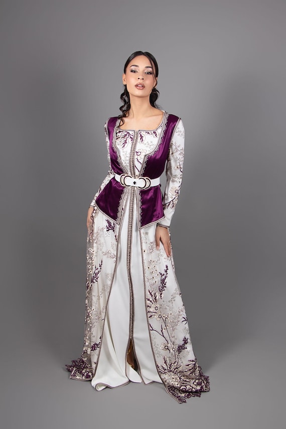 Elegant and Elegant Moroccan Caftan Violaine by Mode Et Caftan