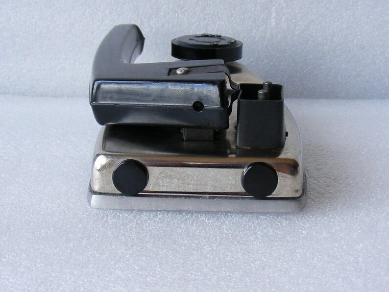 Vintage Electric Travel Iron Folding Travel Iron Electric iron Travelling Iron Bakelite Handle