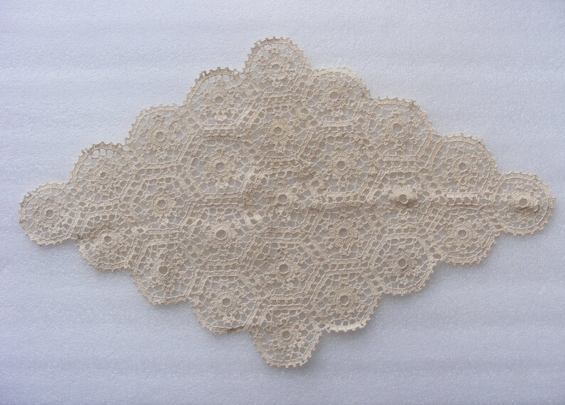 Vintage Crochet Doily Table Runner Table decoration