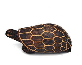 Tortoise handmade from wood, Brown Black, Hand crafted, African Works, Wood Craft, Traditional Style, Home Déco, Jungle, Animal