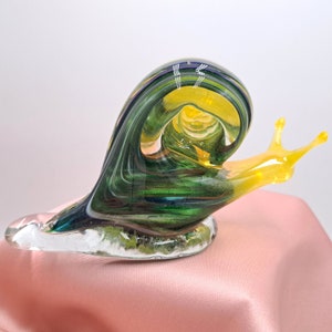 Handmade Green Blown Glass Snail, Figurine Ornament, Gift Idea, Collectible Glass, Crystal, Present For, Home, Collectible, Fused, Sea Glass image 4