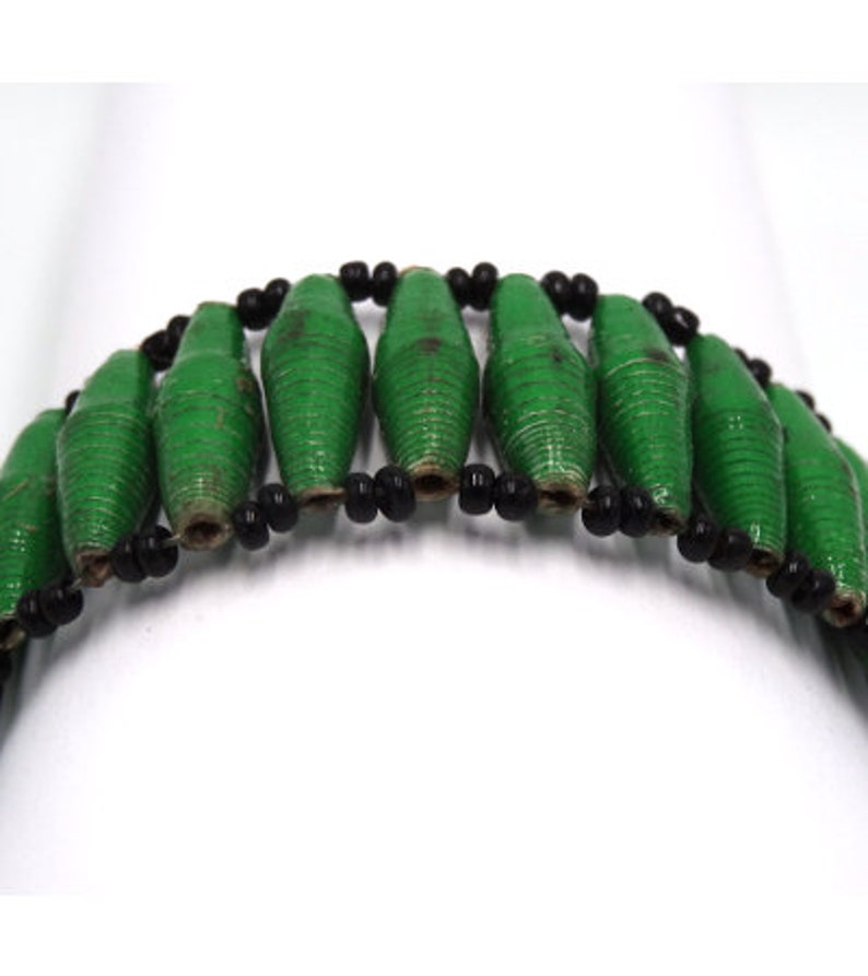 Green Beaded Unisex Bracelet, Friendship Bracelet, Adjustable Bracelet, Handmade Wristband, Costume Jewelry, Meaningful Gift, Handmade, Gift image 3