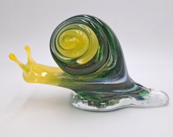 Handmade Green Blown Glass Snail, Figurine Ornament, Gift Idea, Collectible Glass, Crystal, Present For, Home, Collectible, Fused, Sea Glass