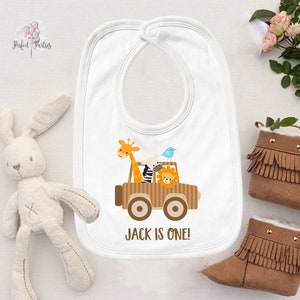 Personalised Jungle Safari Animal 1st Birthday Bib, First Birthday Gift, 1st Birthday Jungle Theme, Baby Boy Girl Gift