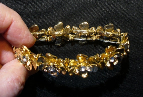 Textured Gilt & Rhinestone Designer Floral Bracel… - image 3