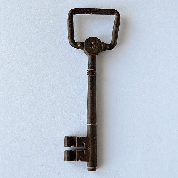 Large Vintage  Old key - Antique metal skeleton key - Rare Old key rustic wall home  decor
