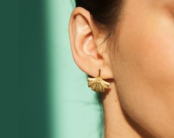 Gold Ginkgo Leaf Earrings, Leaf Posts , Leaf Studs, Post Earring, Botanical Earrings, Gold Vermeil