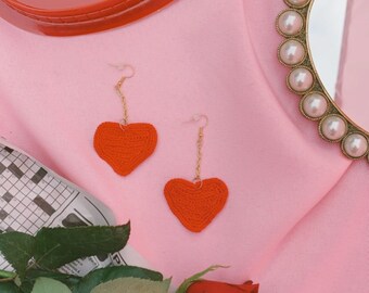Heart Dangling Chain Crochet Earrings, Valentines Day Earrings, Handmade Earrings, Latina Owned, Valentines Day, Ojitos Alegres
