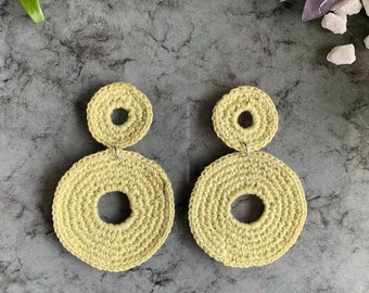 Pastel Green Handmade Crochet Statement Earrings, 60s 70s retro style earrings,  Circle round vintage earrings, Latina Owned, Ojitos Alegres