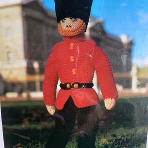 Soldier,Guard Buckingham Palace Knitting Pattern