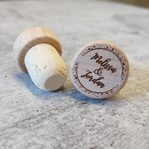 Personalized Wine Stopper Wedding Favors, Custom engraved wine corks, Personalized Winery Wedding Favors with names, Custom Wine Cork