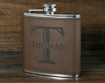 Personalized Groomsman Flask, Engraved Flask, Customized Best Man Gift, Wedding Gift Ideas, Monogrammed Leather Flask, Flask for Men