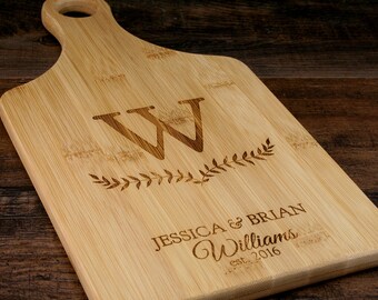 Monogrammed Cutting Board, Custom Couples Cutting Board, Personlized Couples Gift, Engraved Bamboo Cutting Board, Wedding Gift, Eco-friendly