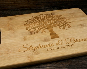 Personalized Cutting Board Engraved with names and wedding date, Bamboo Cutting Board, Custom Tree Cutting Board, Wedding Gift, Gift Ideas