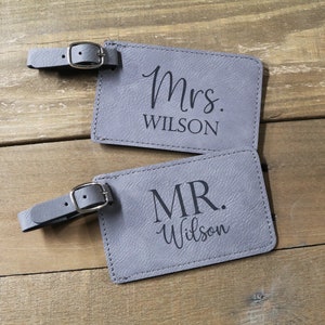 Mr and Mrs Luggage Tags, Personalized Luggage Tags, Couples Luggage Tags, Leatherette Luggage Tag, Honeymoon Gift, Destination Wedding Gift