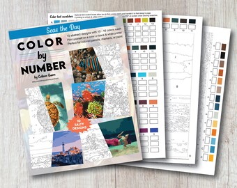 Op de afbeelding: Kleurboek met 10 abstracte ontwerpen met oceaan scènes. De omslag toont een schildpad, vissen, koraal en een vuurtoren. Het boek bevat 10-16 kleuren per ontwerp en is perfect voor kleurpotloden, stiften of verf.