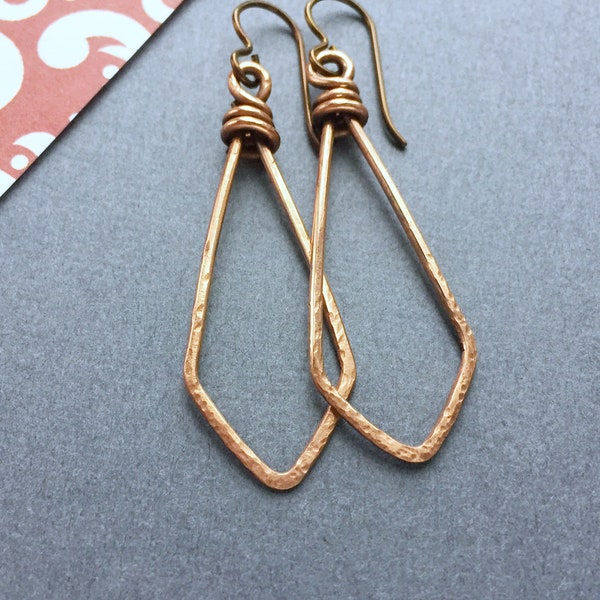 Hammered copper earrings with hypoallergenic niobium ear wires, 2 inch long pointed teardrop, wire work jewelry, rustic earrings