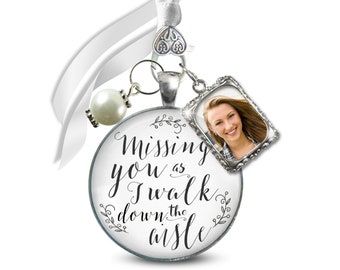 Customized Wedding Bouquet Memory Charm Missing You As I Walk Down the Aisle, Bridal Pendant Memorial Remembrance Photo Jewelry Family Charm