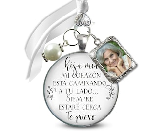 Spanish Memory Bouquet Charm Mom or Dad On Your Wedding Day My Daughter 1 Frame Silver White Bead Remembrance Mother or Father of Bride