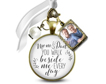 Gutsy Goodness Bouquet Charm Mom And Dad Rustic White Memory Photo Frame Wedding Memorial Jewelry Bereavement Keepsake Gift For The Bride