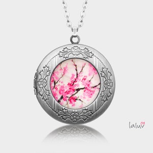 Locket Medallion CHERRY BLOSSOM image 1