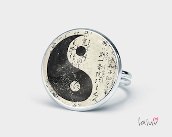 Ring YIN YANG