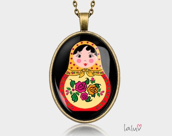 Medallion oval MATRYOSHKA