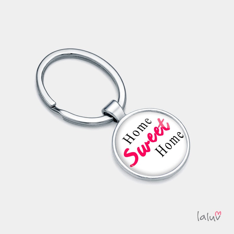 Keychain SWEET HOME image 1