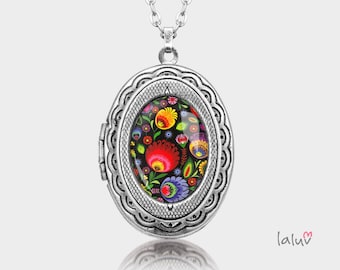 Locket Medallion oval POLISH FOLK