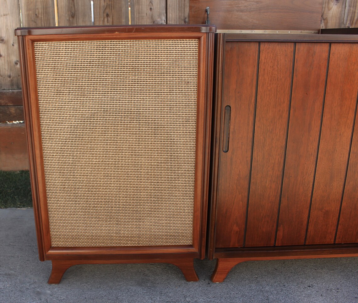 Mid Century Rockford Furniture Company Gabinete Estéreo 3 | Etsy