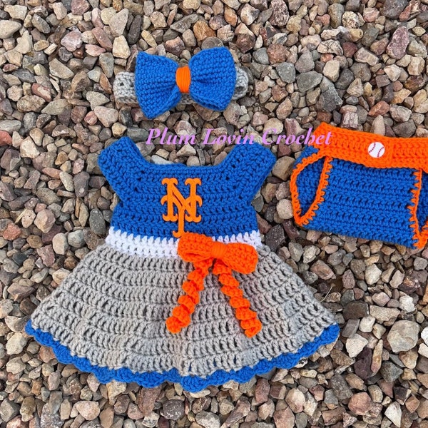 New York crochet baby dress outfit