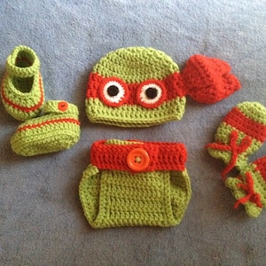 Turtle crochet baby outfit