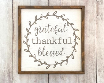 Letrero rústico de otoño enmarcado "Agradecido, agradecido y bendecido" (32 cm de alto x 32 cm de ancho)
