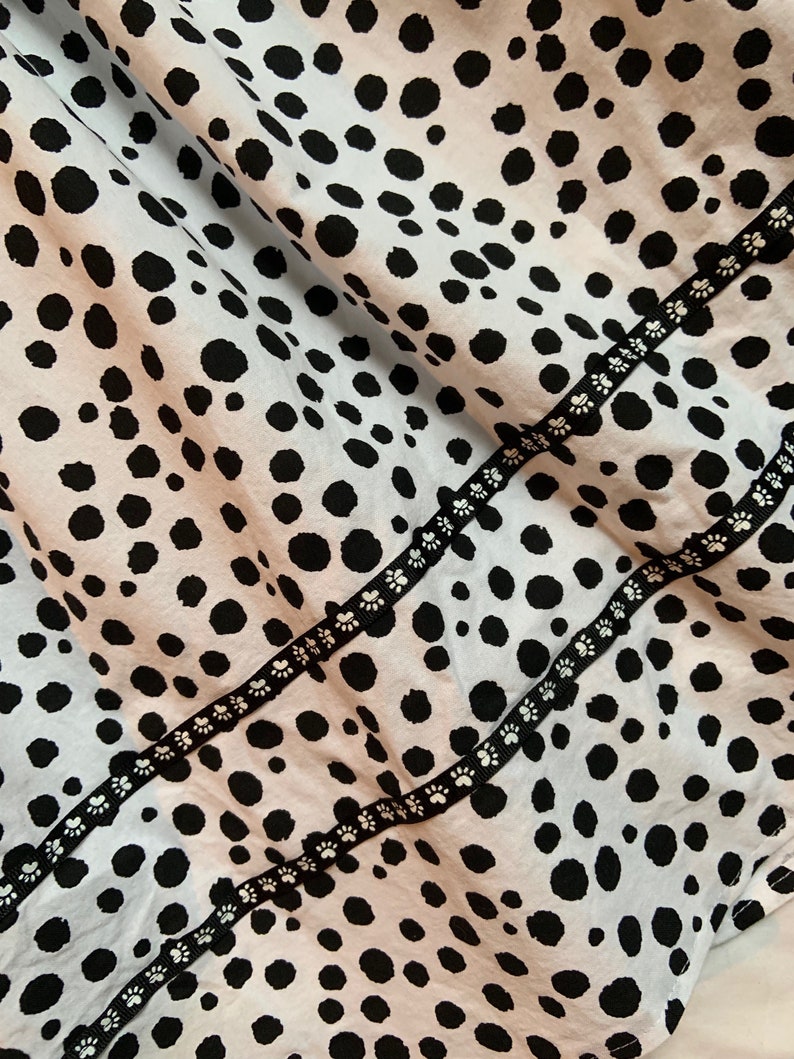 M sizes S Cruella from 101 Dalmatians-inspired Comfy T-shirt dress and XL L