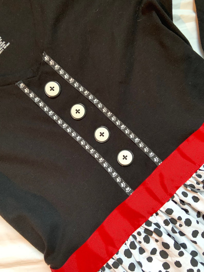M sizes S Cruella from 101 Dalmatians-inspired Comfy T-shirt dress and XL L