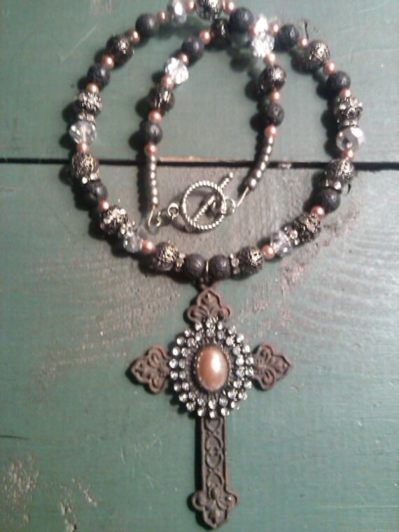 Items similar to Beaded cross necklace on Etsy