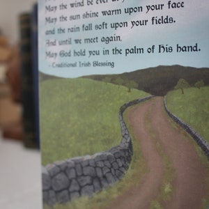 Biglietto di benedizione irlandese, biglietto di auguri per il cambio di vita, nuovo lavoro, laurea, illustrazione di Stone Wall Fields Country Road, tradizionale, cristiano