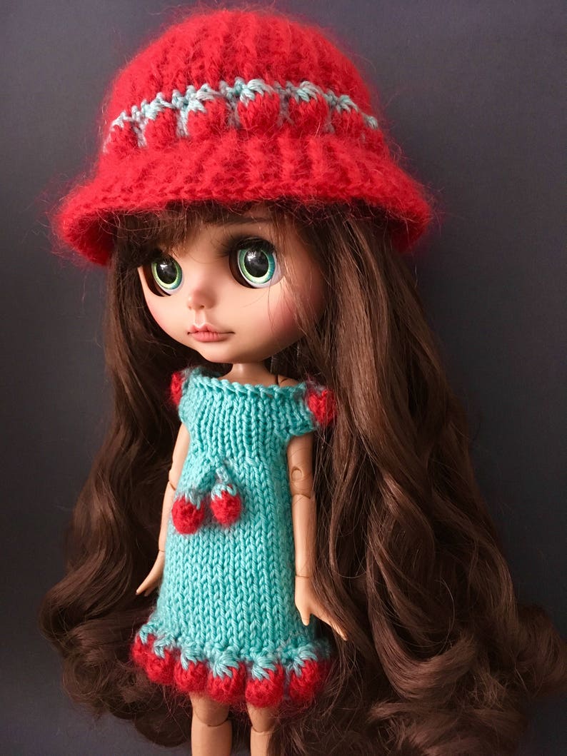 Strawberries Hat & Dress outfit for Blythe Doll Etsy
