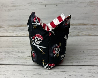 Pirates Ice Cream Pint Cozy, Skull and Crossbones, Instant Noodle Cozy, Microwave Cup Cozy, College Ice Cream Gift, Microwavable Cozy IC125