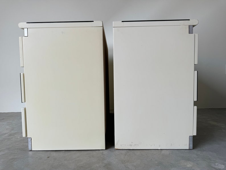 1980's Post-Modern Lacquered White Nightstands by Roger Rougier A Pair image 6