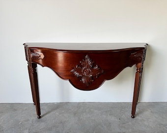 Vintage Hickory Chair Serpentine Front Carved Mahogany Console Table
