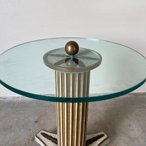 Hollywood Regency Carved Wood Column & Brass Feet Accent Table image 2