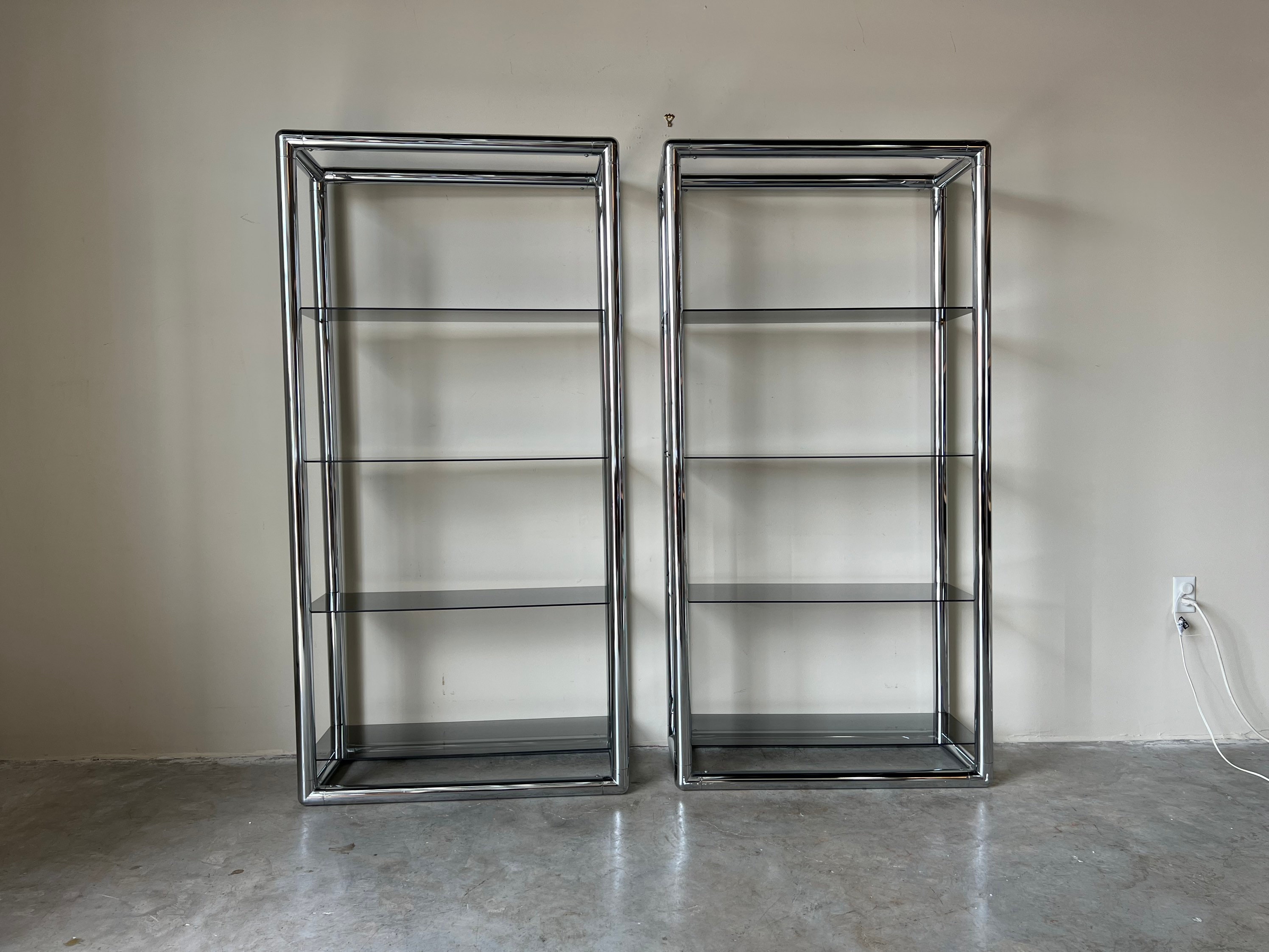 70 s Mid century Tubular Chrome Etagere With Smoked Glass Shelves