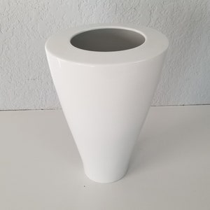 Vintage German White Porcelain Vase by Rosenthal Studio Line image 1