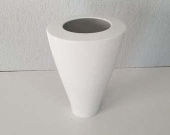 Vintage German White Porcelain Vase by Rosenthal Studio - Line